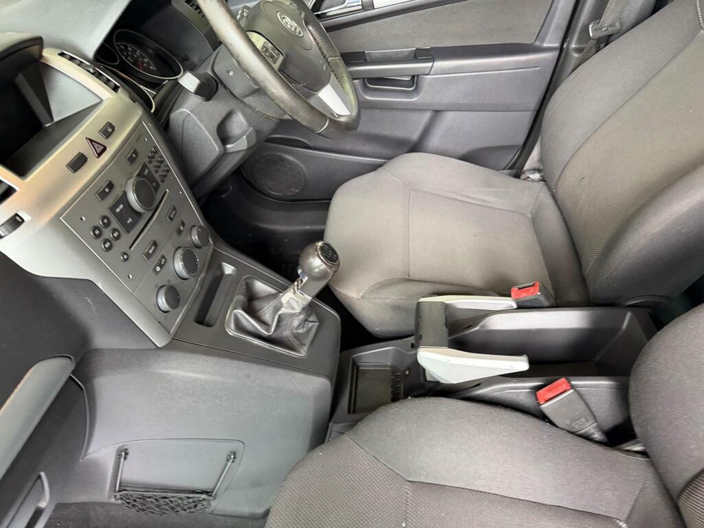 Vauxhall Zafira Black #48
