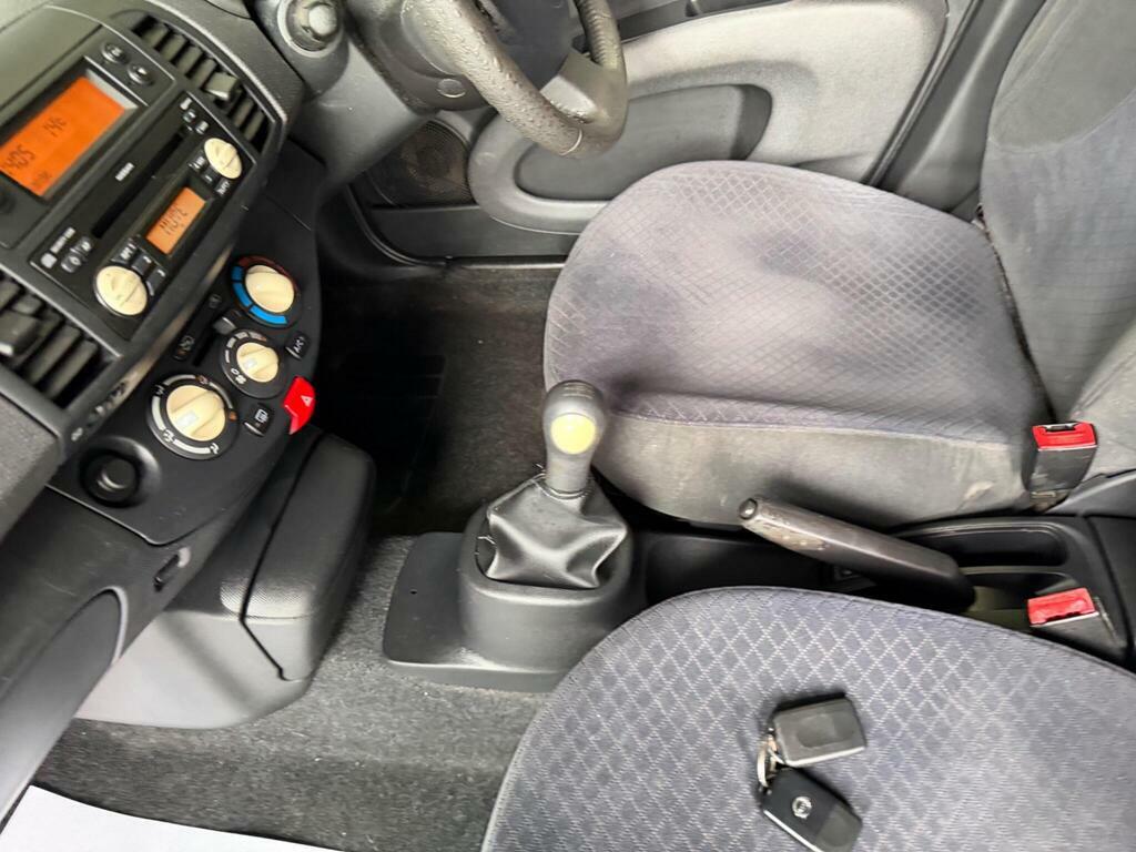 Nissan Micra Se Blue #40