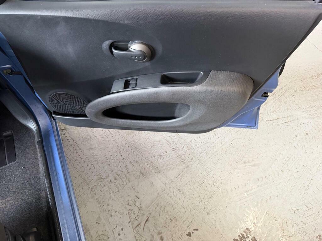 Nissan Micra Se Blue #24