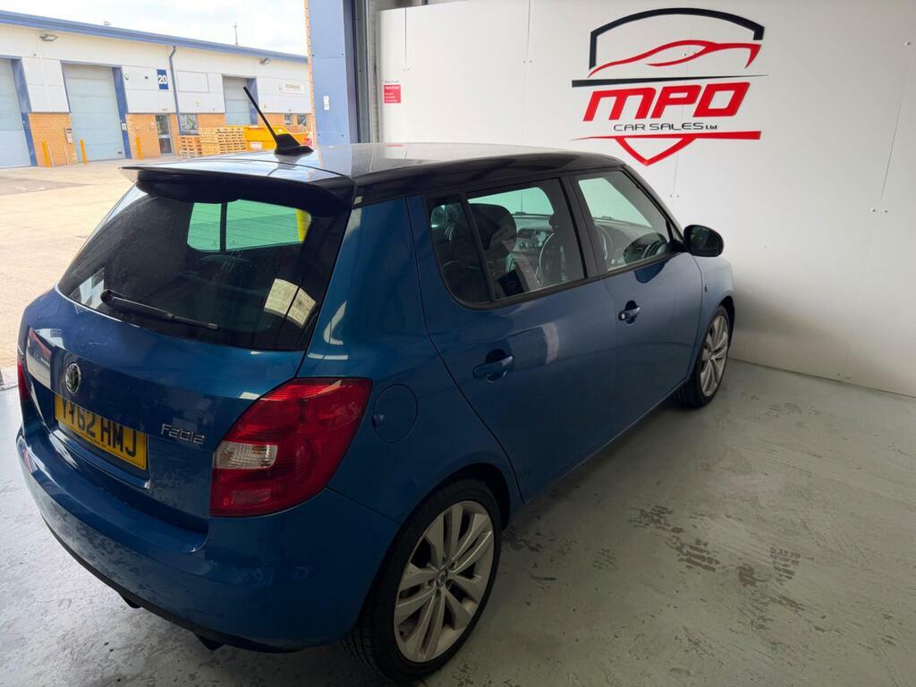 Skoda Fabia 1.2 12V 60 S Red #31