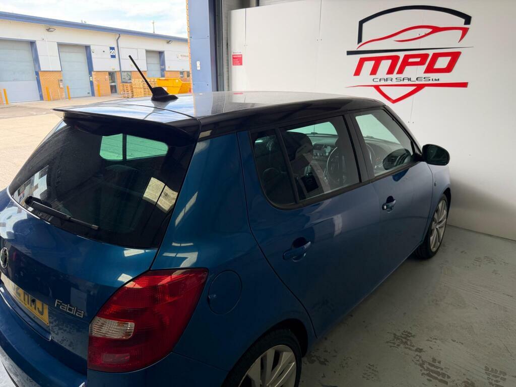 Skoda Fabia 1.2 12V 60 S Red #35