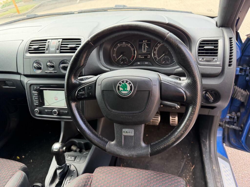 Skoda Fabia 1.2 12V 60 S Red #22