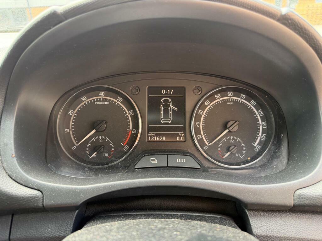 Skoda Fabia 1.2 12V 60 S Red #26