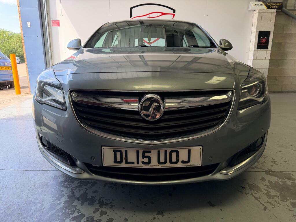 Vauxhall Insignia 1.8 16V Design Hatchback Silver #4