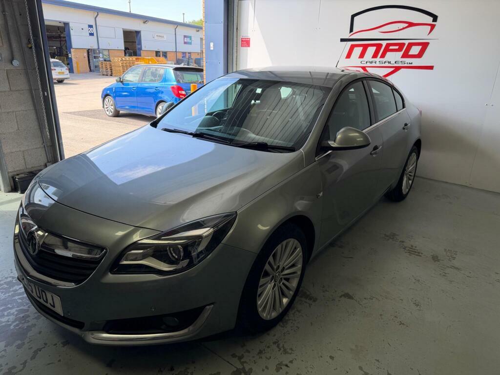 Vauxhall Insignia 1.8 16V Design Hatchback Silver #2