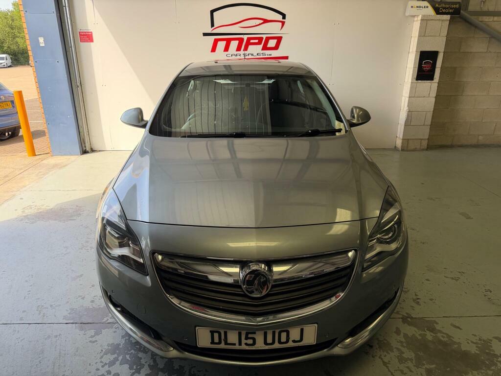 Vauxhall Insignia 1.8 16V Design Hatchback Silver #3