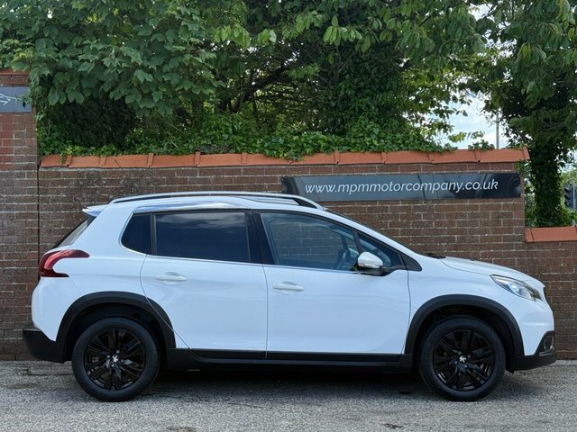 Peugeot 2008 1.2 Puretech Allure Suv Euro 6 White #3