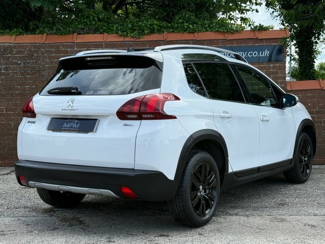 Peugeot 2008 1.2 Puretech Allure Suv Euro 6 White #5