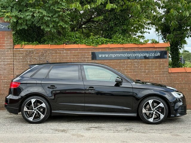 Audi S3 2.0 Tfsi Black Edition Sportback S Tron SK19VAH Black #3
