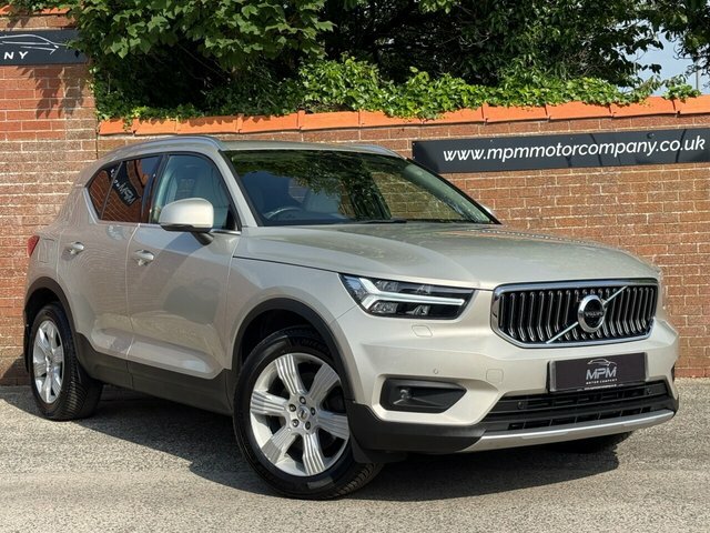 Volvo XC40 2.0 T4 Inscription Suv Awd Euro 6 Gold