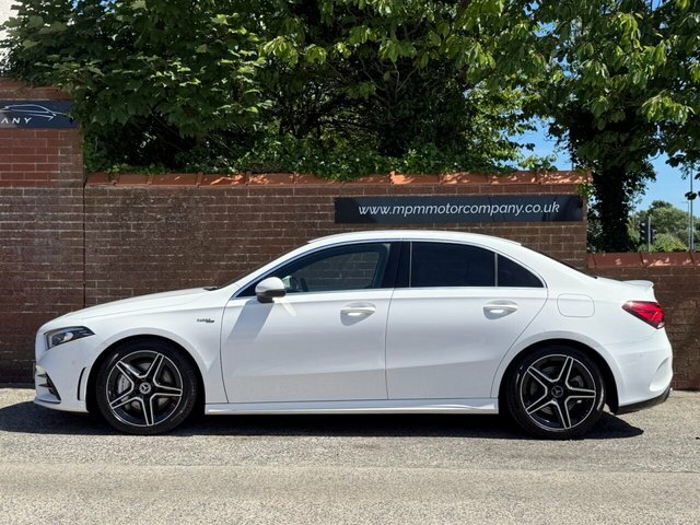 Mercedes-Benz A Class 2.0 A35 Amg Executive Saloon Spds Dct WR69UTB White #5