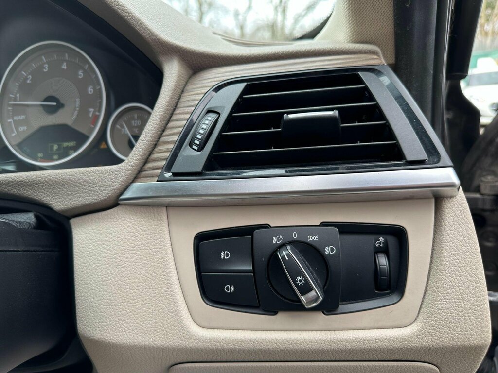 BMW 3 Series 320D Modern  #35