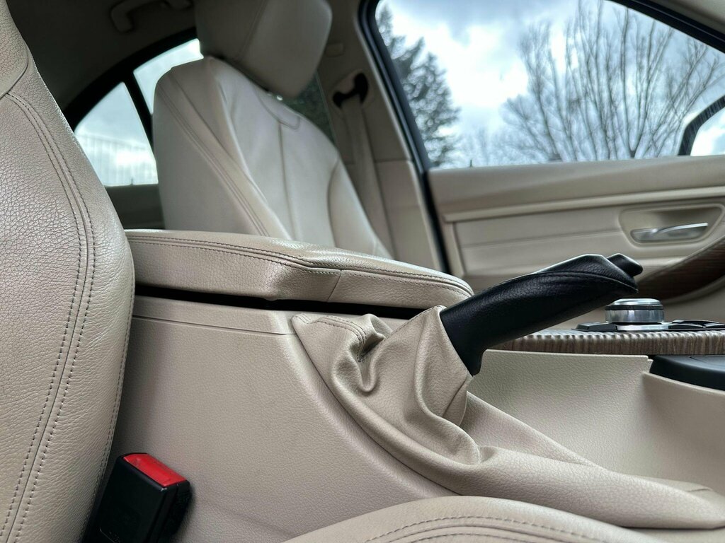 BMW 3 Series 320D Modern  #32