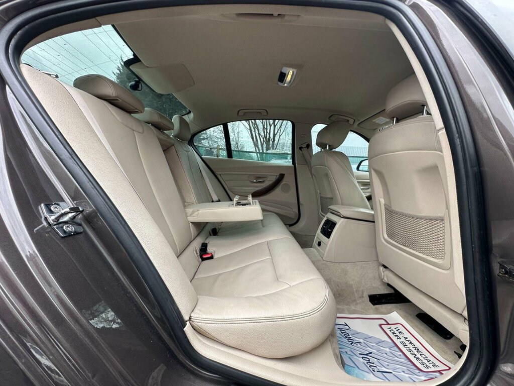 BMW 3 Series 320D Modern  #54