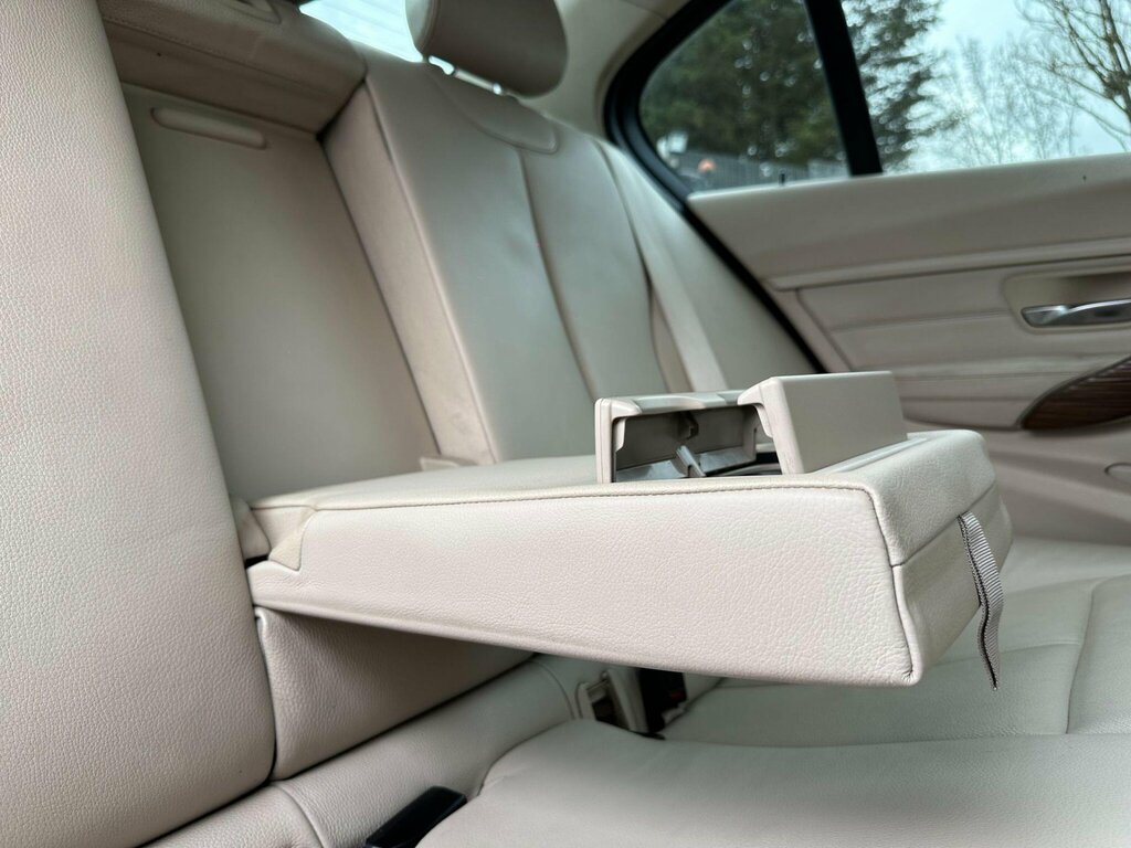 BMW 3 Series 320D Modern  #56