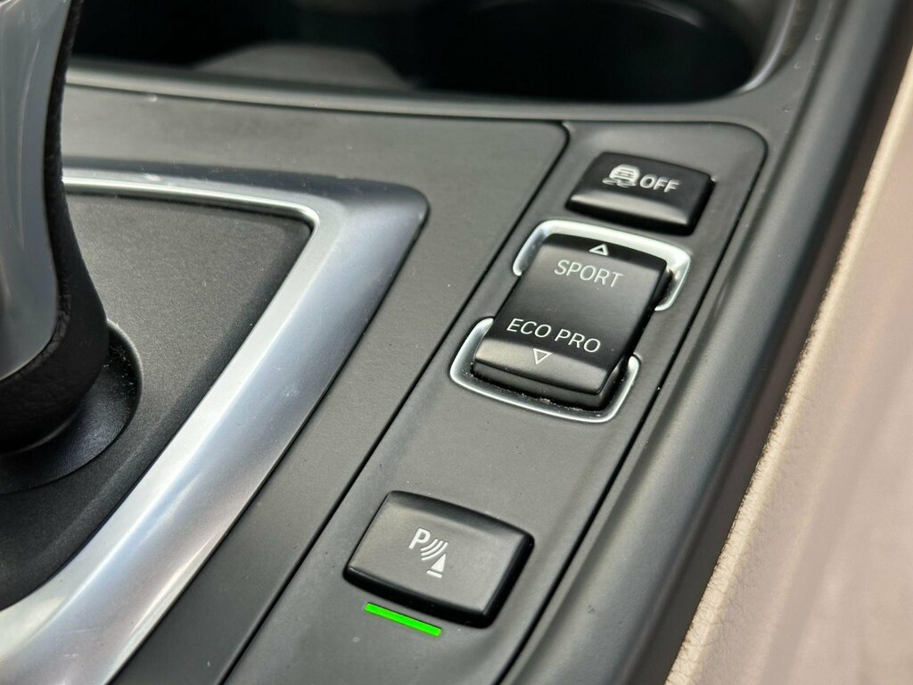 BMW 3 Series 320D Modern  #29