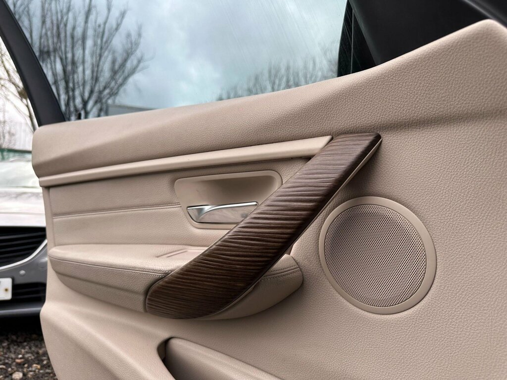 BMW 3 Series 320D Modern  #50