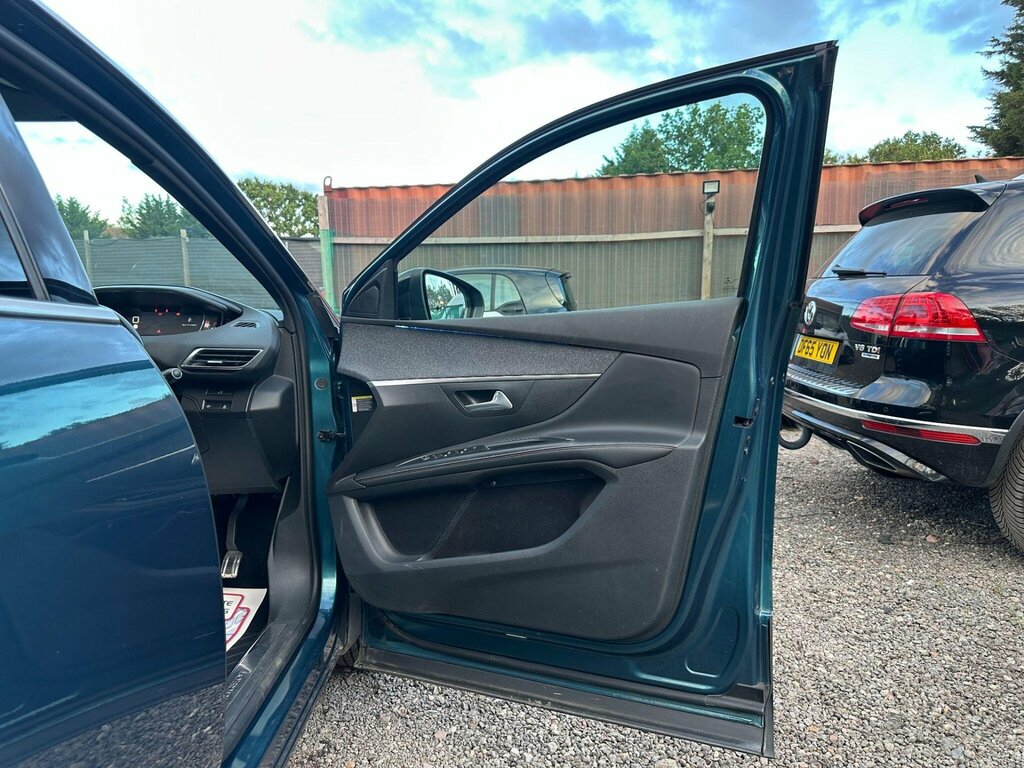 Peugeot 5008  Grey #37
