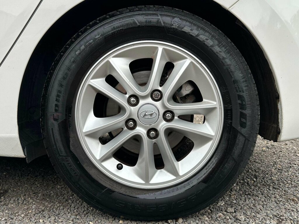 Hyundai I30 I30 1.6 Sport Red #47