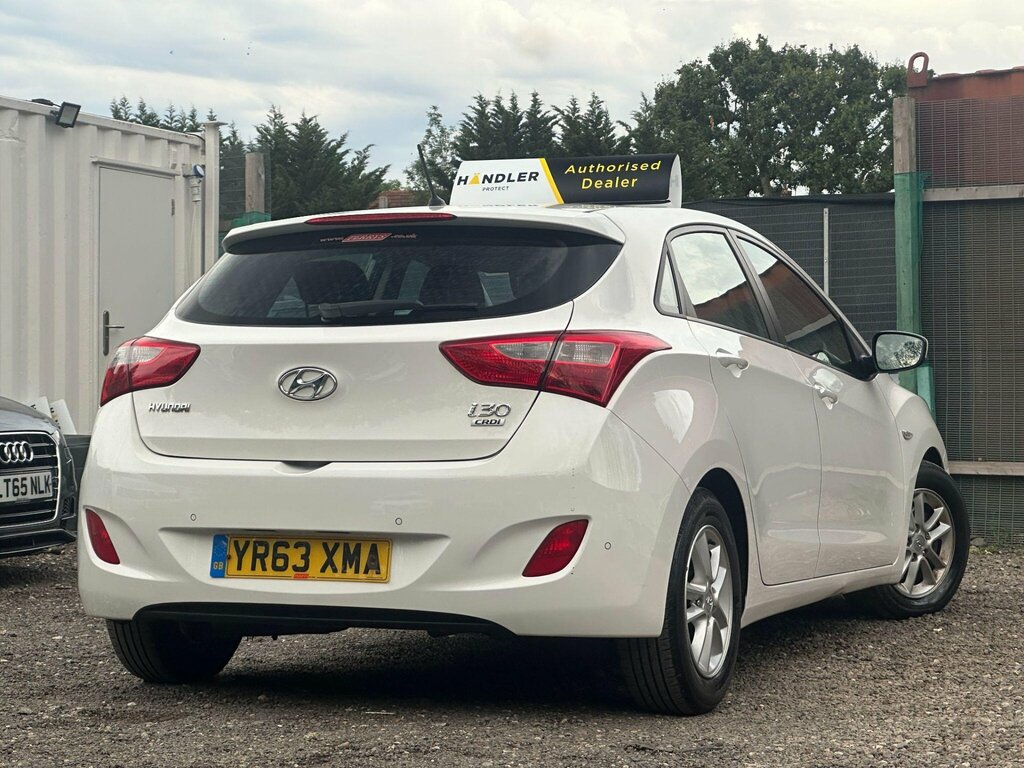 Hyundai I30 1.4 Crdi Active Euro 5 White #6