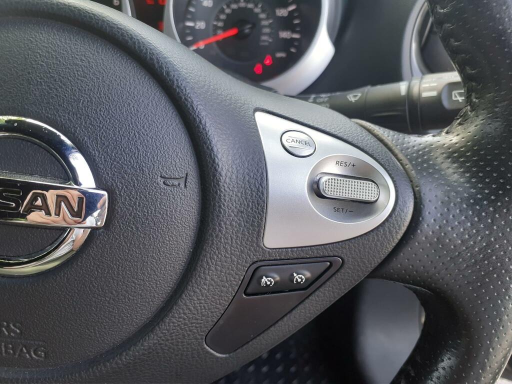 Nissan Juke 1.6 N-connecta Xtron Euro 6 DS67RZN Black #3