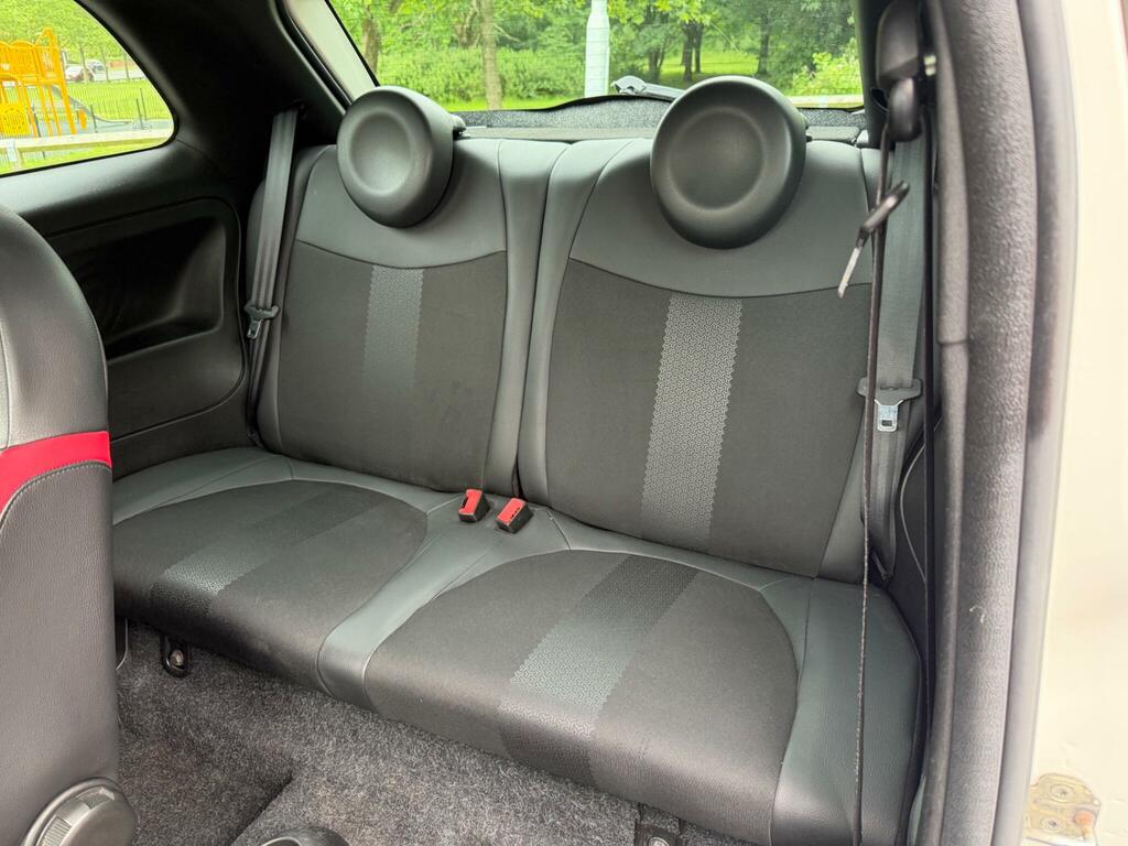 Fiat 500 1.2 Lounge Red #3