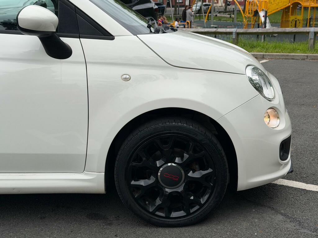 Fiat 500 1.2 Lounge Red #10
