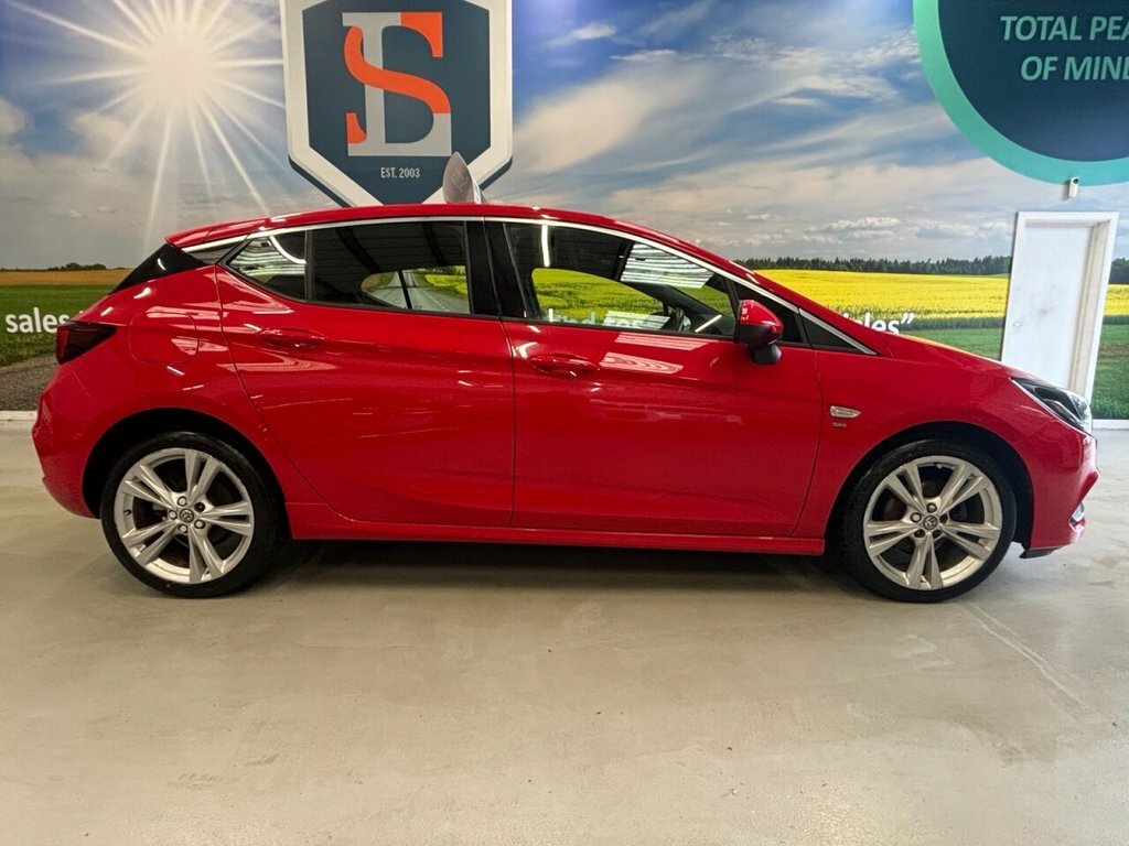 Vauxhall Astra 1.4L Sri Vx Line Nav DS67XYU Red #4