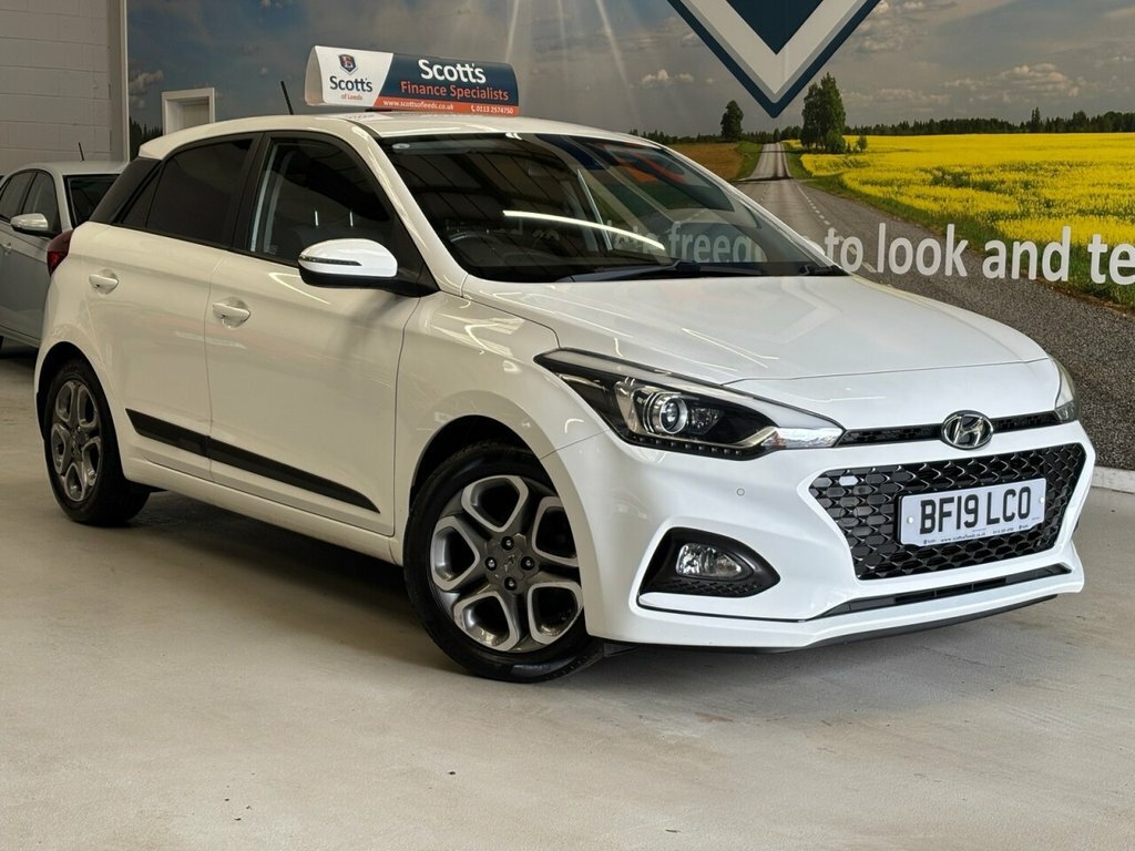 Hyundai I20 1.2L Premium Nav White