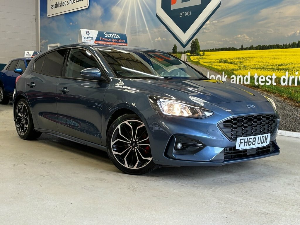 Ford Focus 1L St-line X Blue