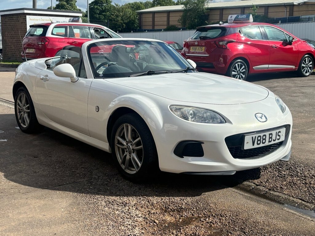 Mazda MX-5 1.8L Se White