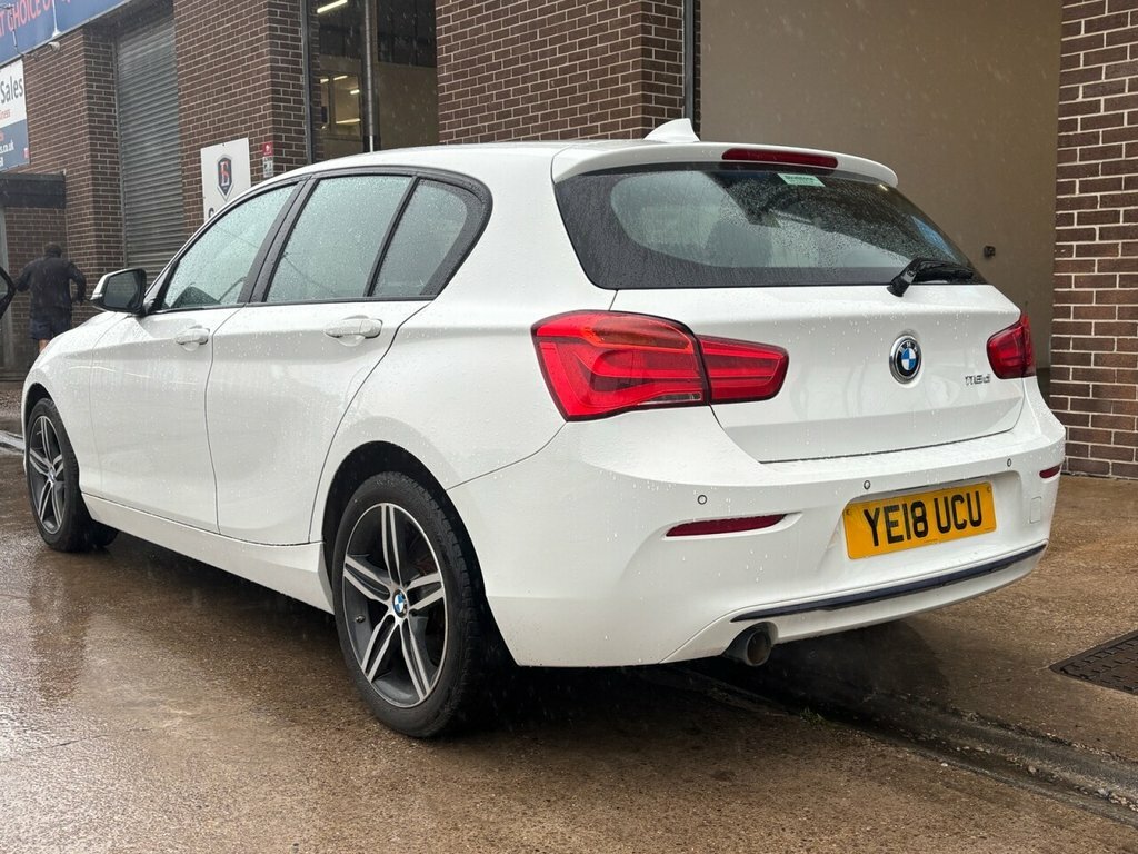 BMW 1 Series 2L Sport YE18UCU White #5