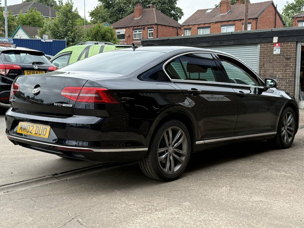 Volkswagen Passat 2L Gt Black #6