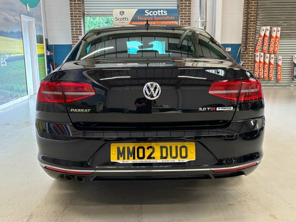 Volkswagen Passat 2L Gt Black #6