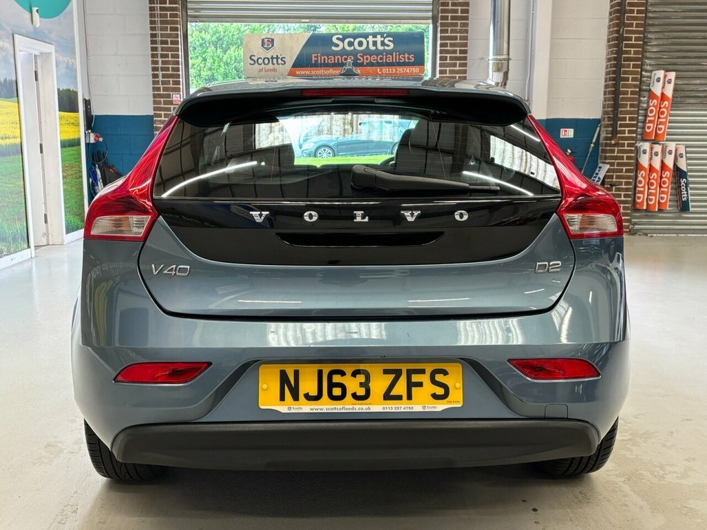 Volvo V40 1.6L Se Lux Nav Blue #6