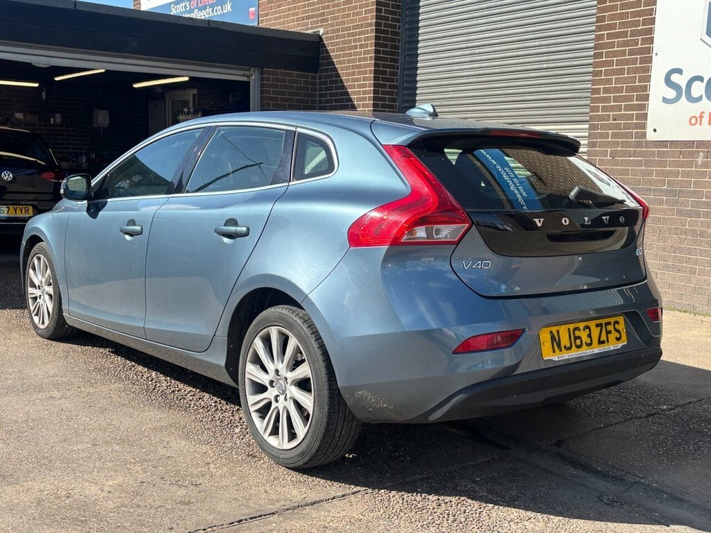 Volvo V40 1.6L Se Lux Nav Blue #5