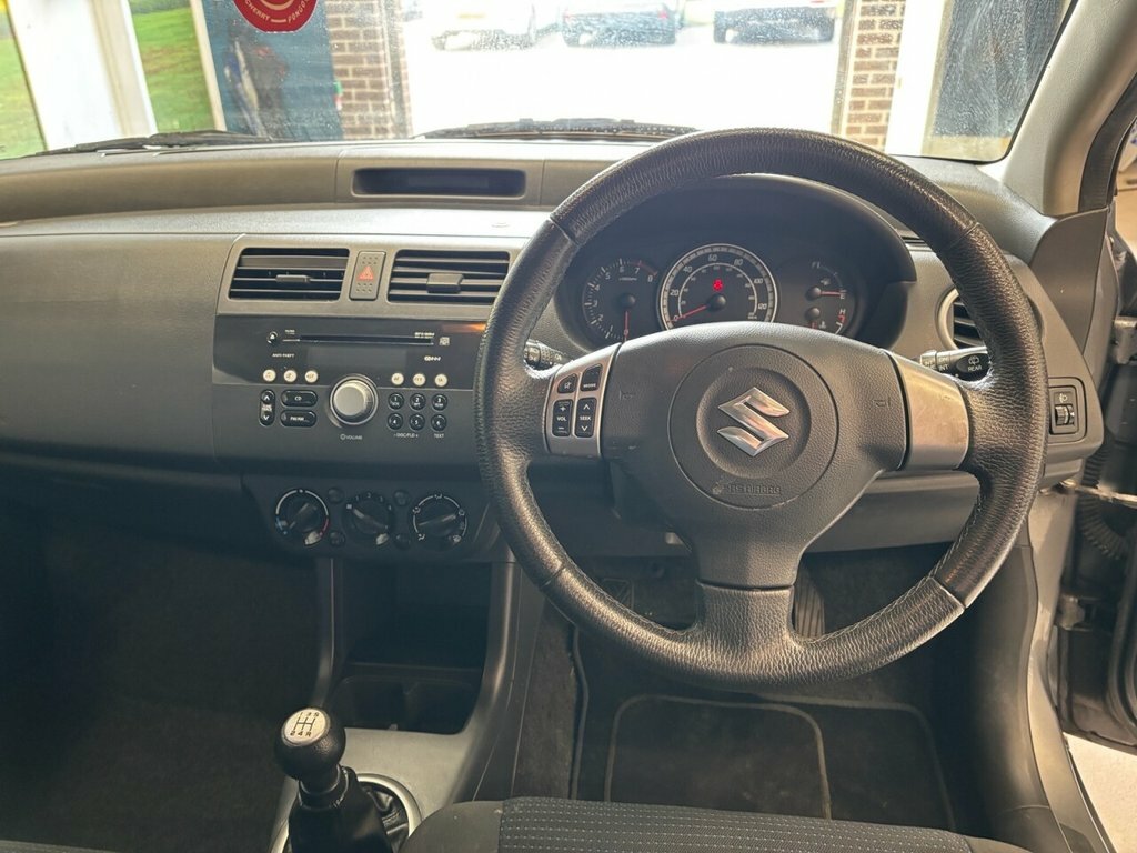 Suzuki Swift 1.6 Vvt Sport Red #20