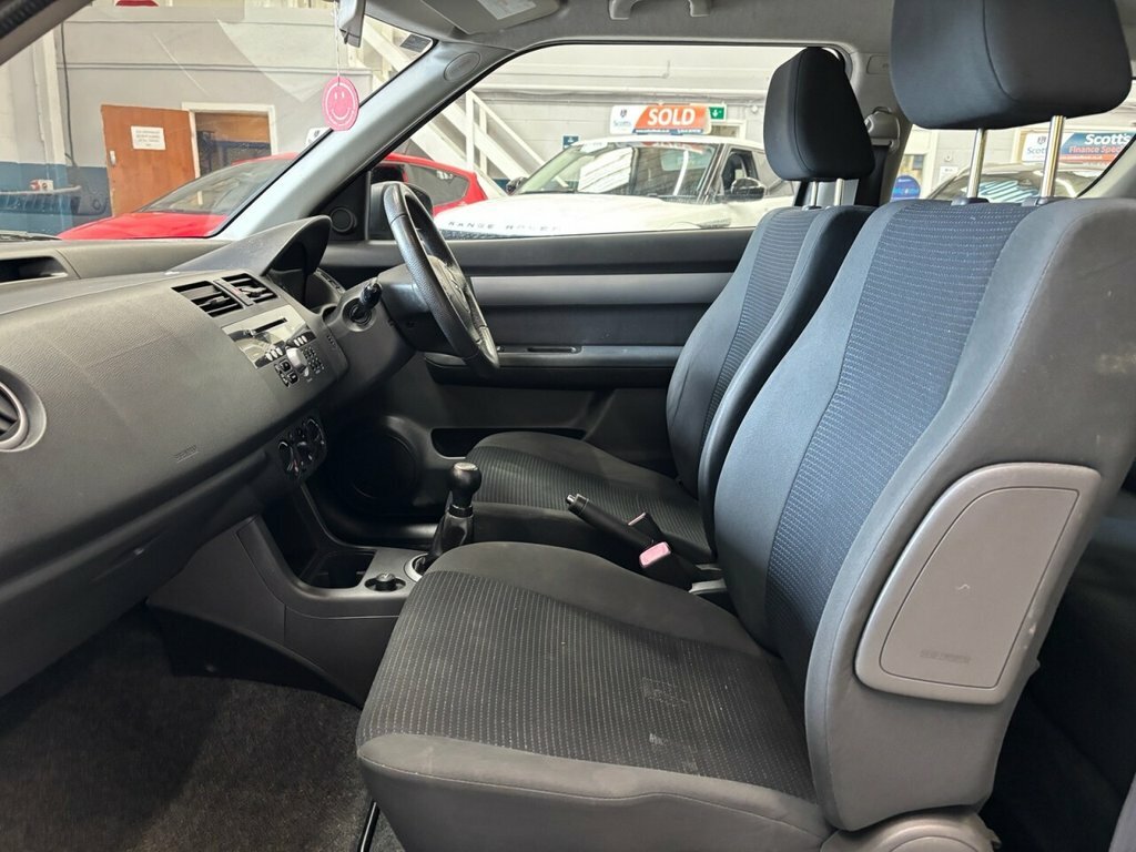 Suzuki Swift 1.6 Vvt Sport Red #23