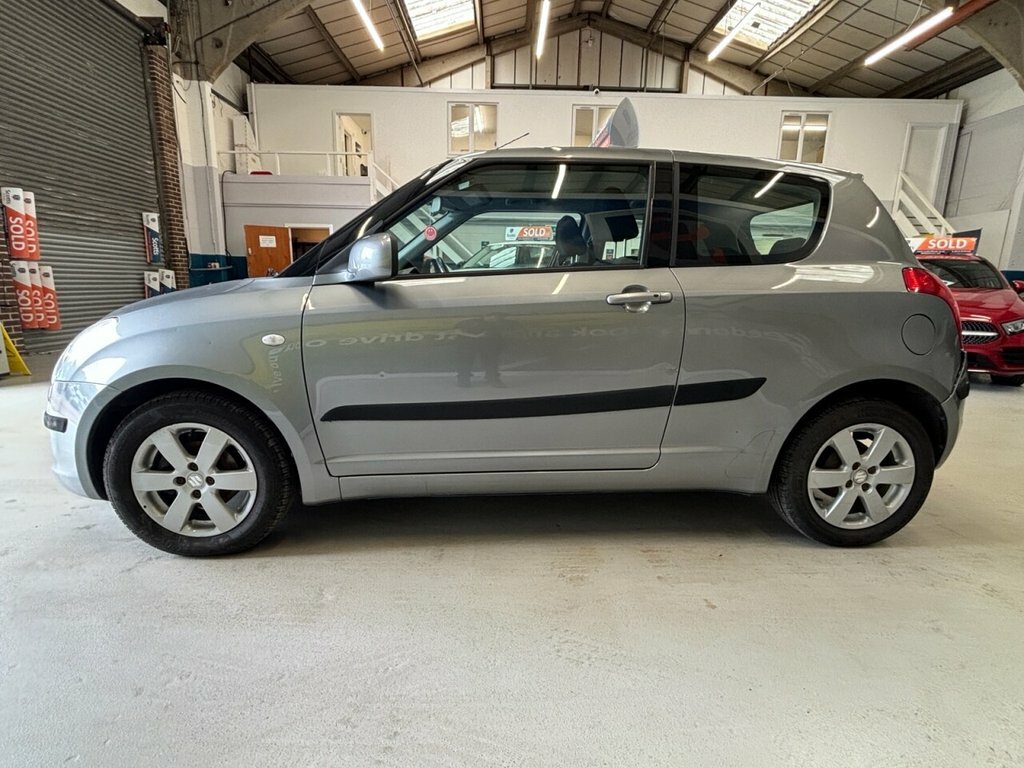 Suzuki Swift 1.6 Vvt Sport Red #8