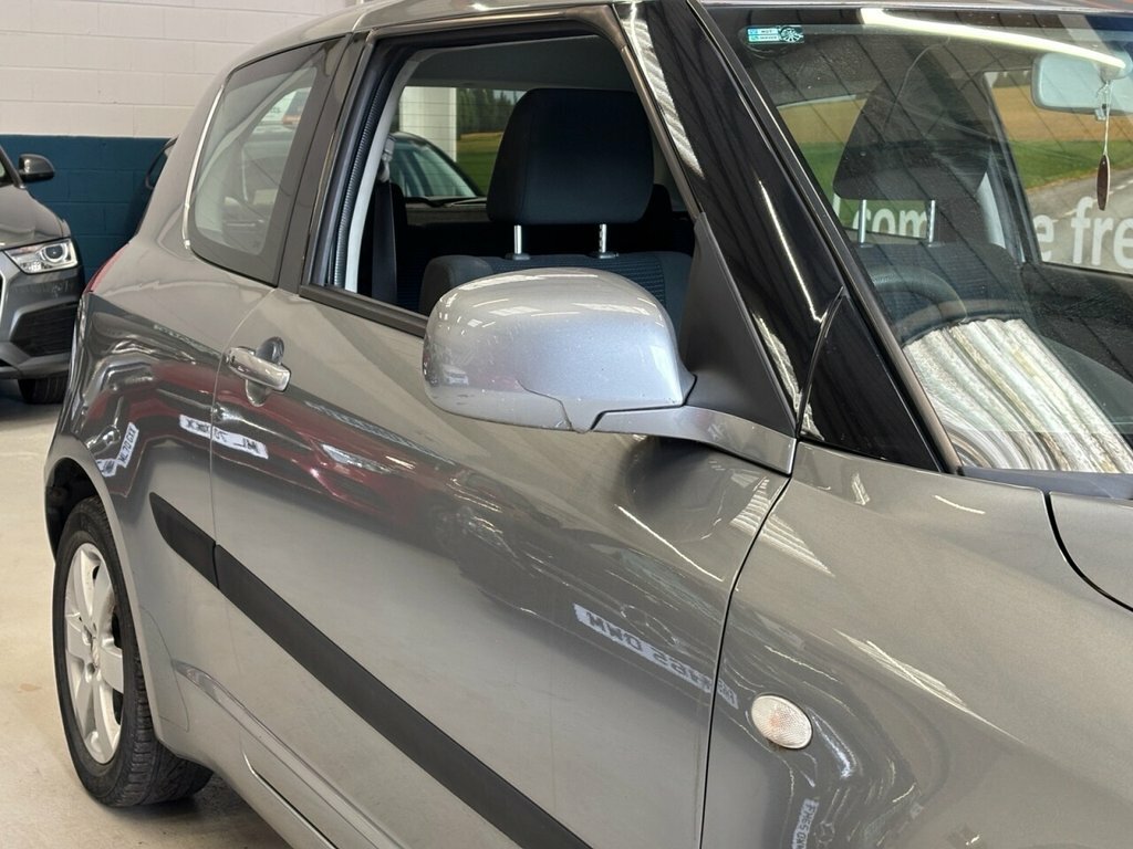 Suzuki Swift 1.6 Vvt Sport Red #36