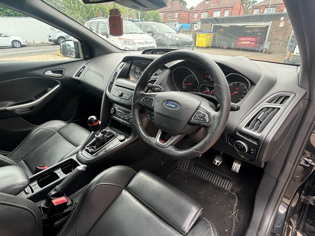 Ford Focus 1.0 Ecoboost 125 Titanium X White #9