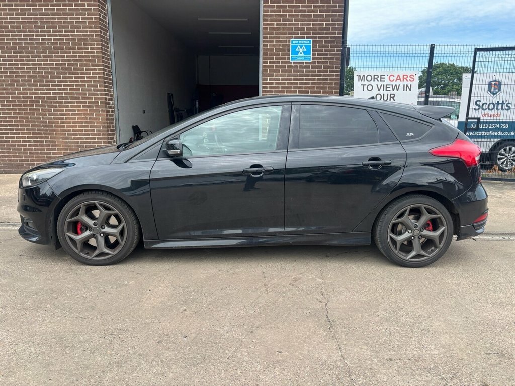 Ford Focus 1.0 Ecoboost 125 Titanium X White #4