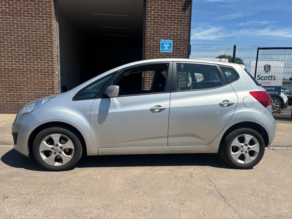 Kia Venga 1.4L 2 Silver #4