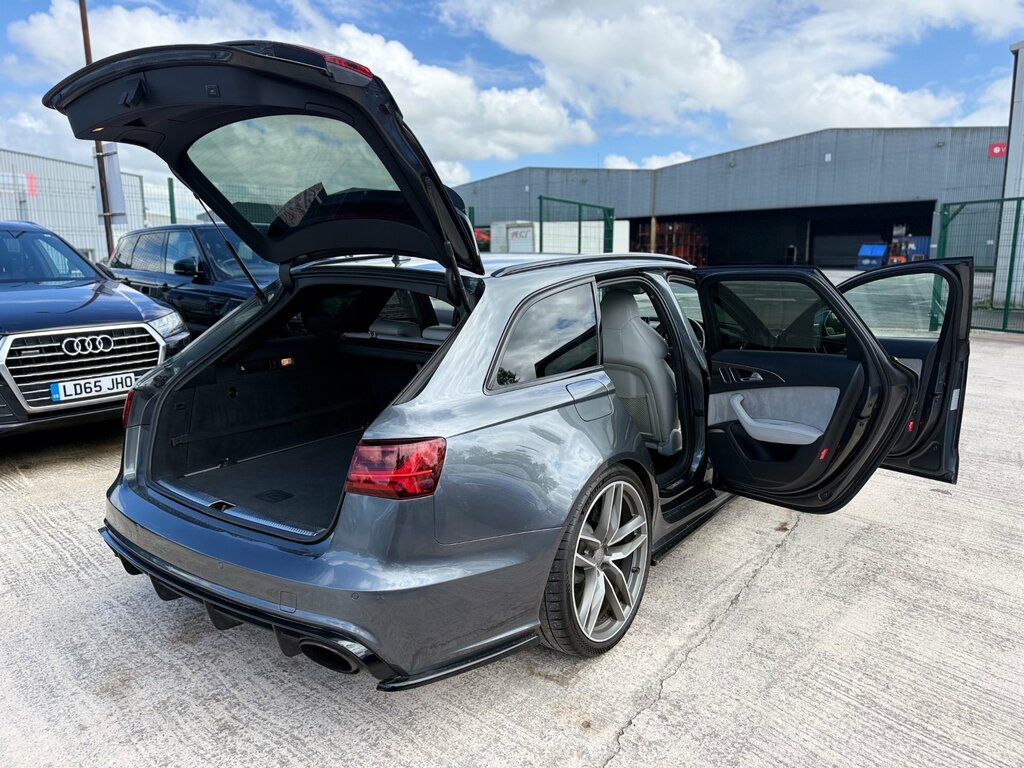 Audi RS6 Avant Performance Blue #16