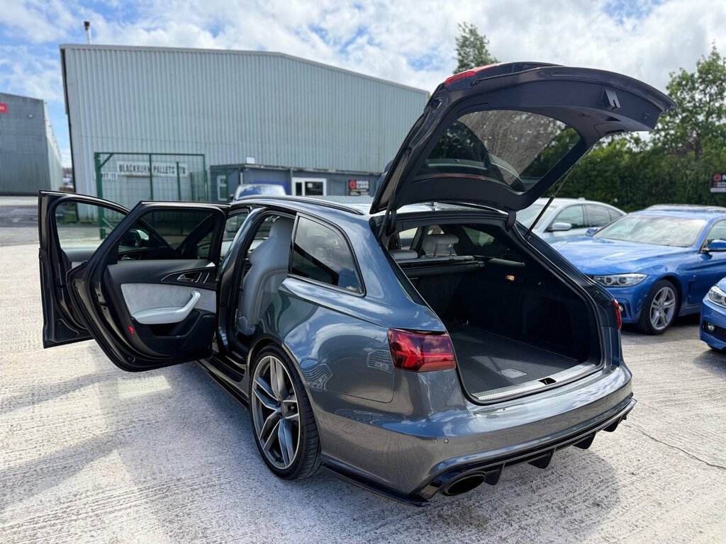 Audi RS6 Avant Performance Blue #14