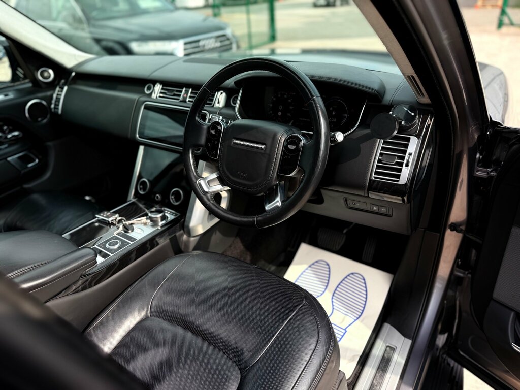Land Rover Range Rover 2.0 R-dynamic Hse 238 Bhp Red #21