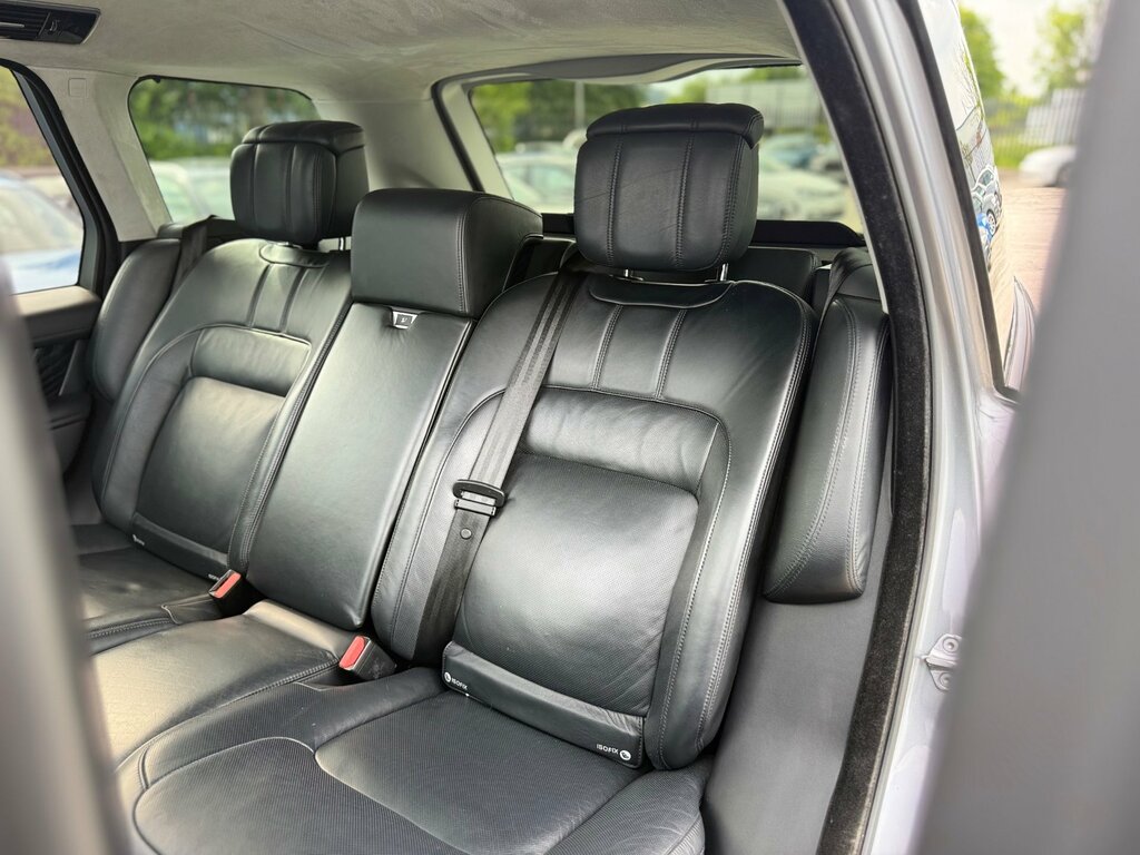 Land Rover Range Rover 2.0 R-dynamic Hse 238 Bhp Red #36