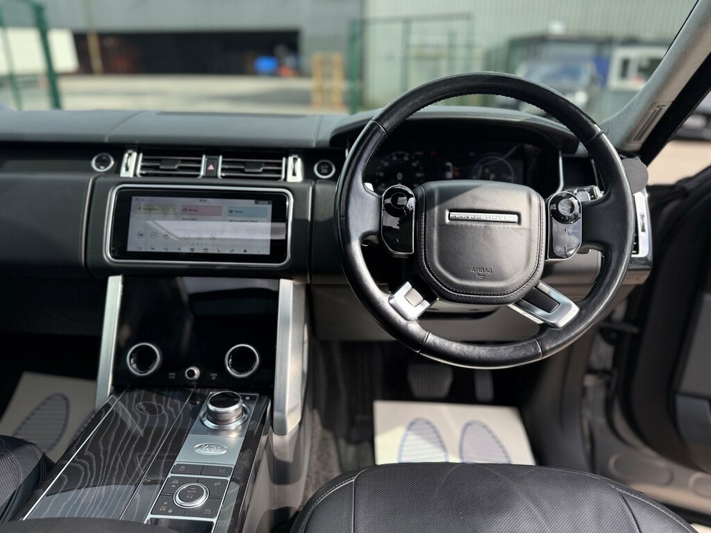 Land Rover Range Rover 2.0 R-dynamic Hse 238 Bhp Red #41