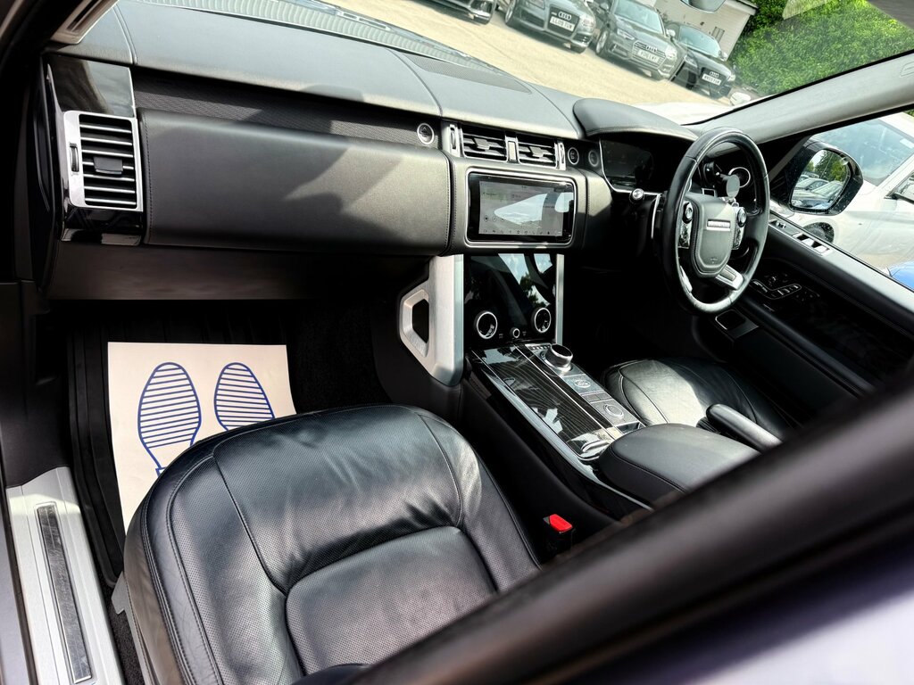 Land Rover Range Rover 2.0 R-dynamic Hse 238 Bhp Red #24