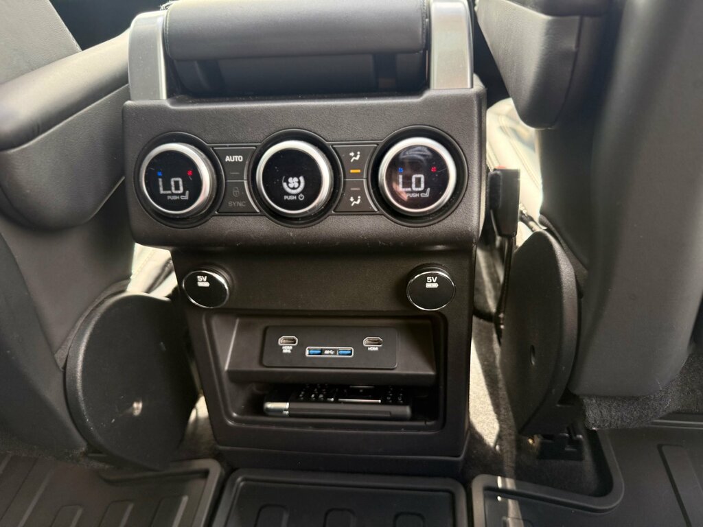 Land Rover Discovery Td6 Hse Blue #31
